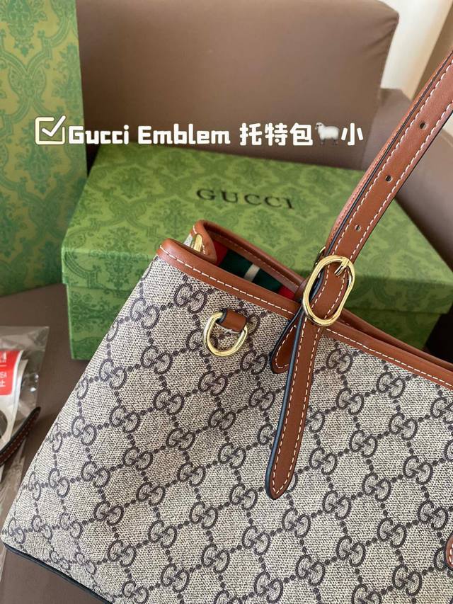 Small Gucci Emblem series Tote new product first release. Storage party loves th