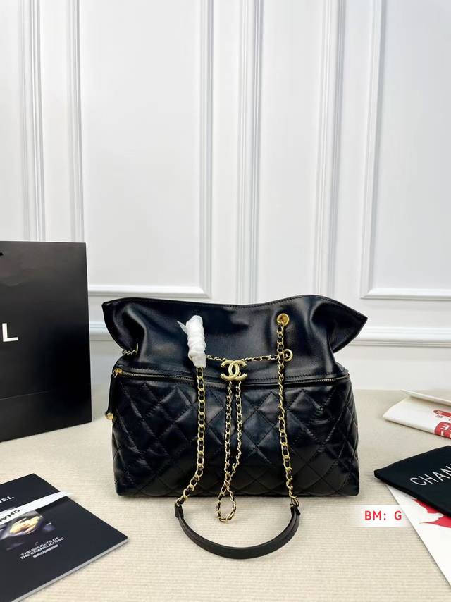 The long-awaited Chanel tote is full of fashion sense and practicality Whether i