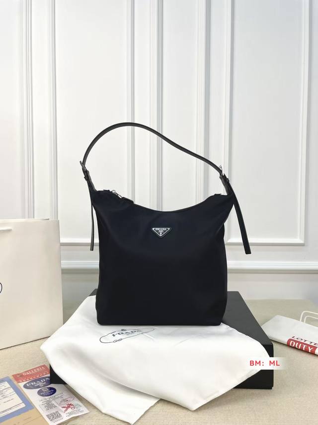 with box Prada Hobo vintage tote bag More casual and simple, Complete fashion t