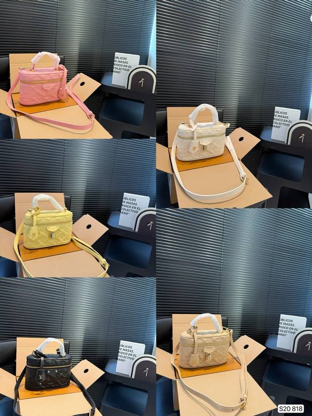with airplane box folding box This season's cosmetic bag is quite popular in th