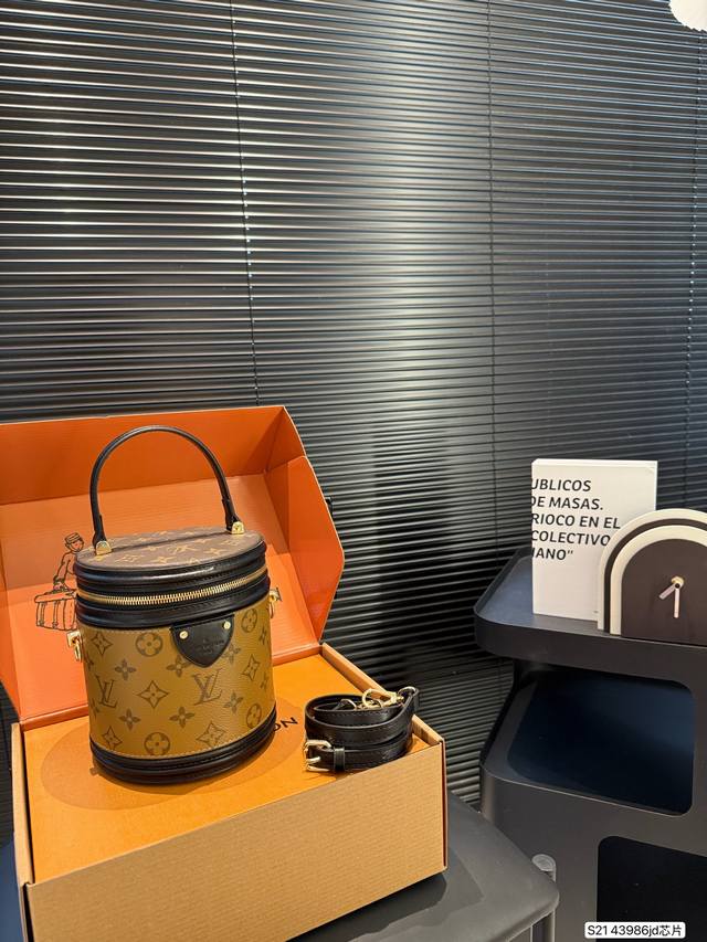 with airplane box folding box chip version Lv fortune bucket bag original hardw