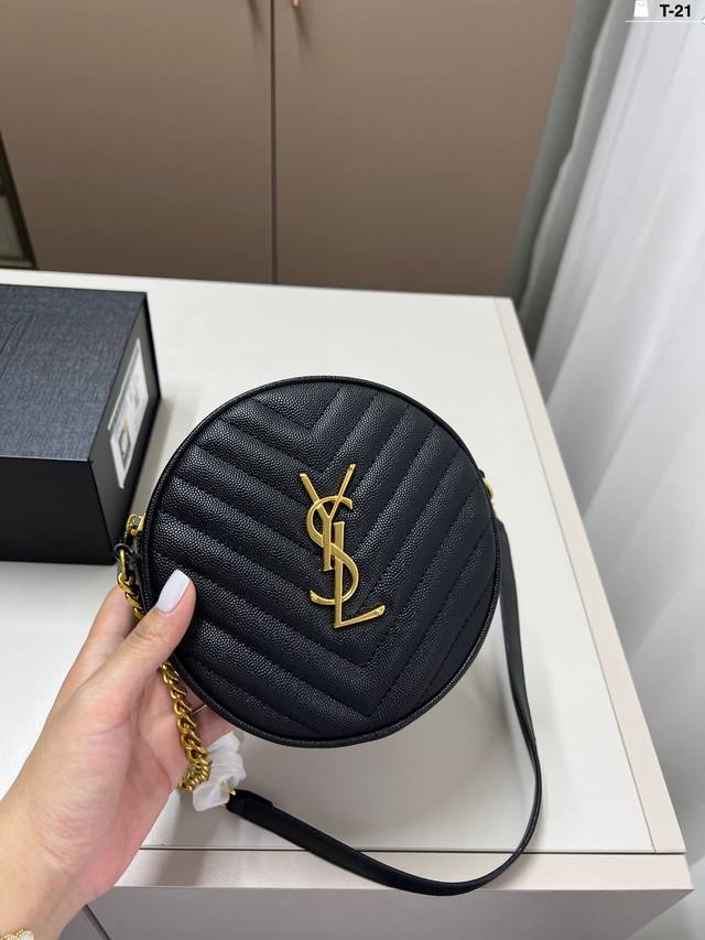 Ysl Saint Laurent small round bag The round bag is matched with a beautiful chai