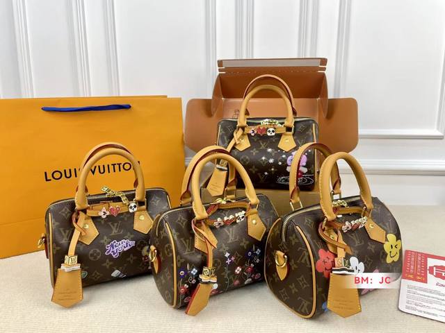 with folding gift box Lv Speedy new pillow bag This Retiro handbag is made of t