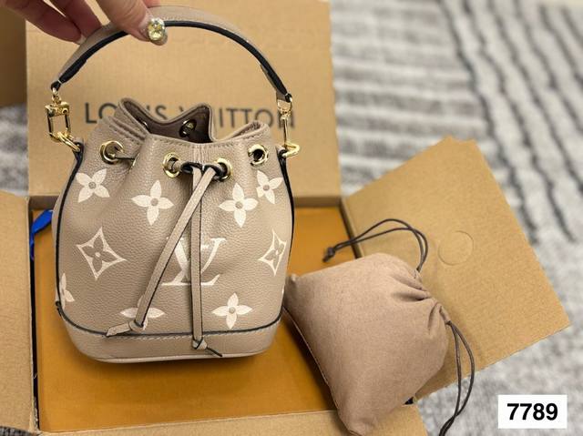 with airplane box folding box new product recommendation Lv elephant gray bucke