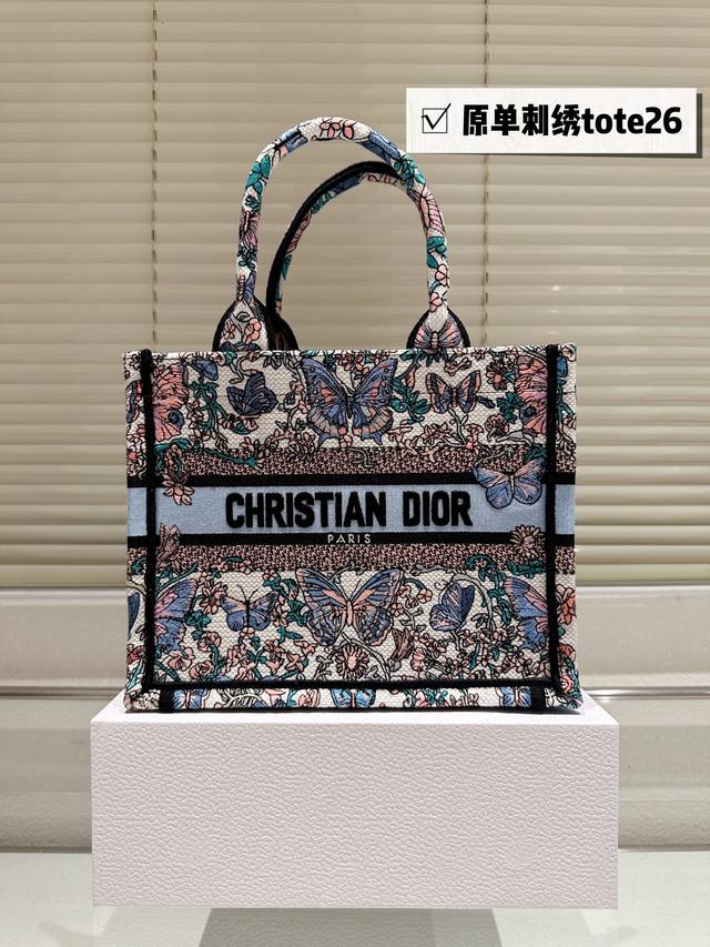 with box and liner Size: 26.5*21Cm D's Tote shopping bag Cdbooktote23 latest sh