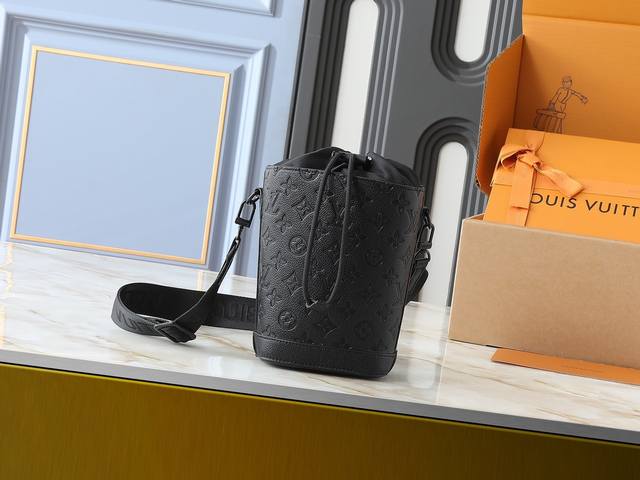 Upgraded original M82248 Louis Vuitton traces the brand history and launches th