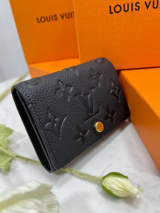 M63801 M58456 Embossed Black Card Coin Purse Top-quality original purchase-level