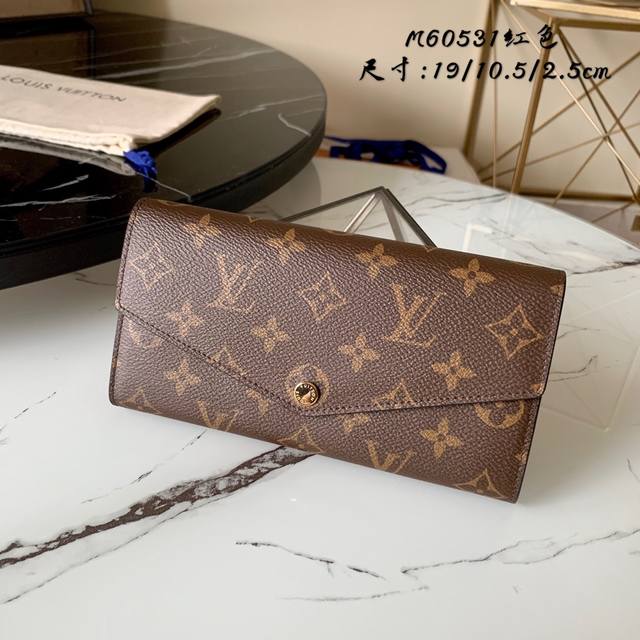 Factory P price Top original M60531 Red This envelope wallet is made of elegant