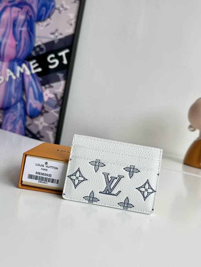 Factory P price Overseas original M83699 White exclusive real shot! This card h