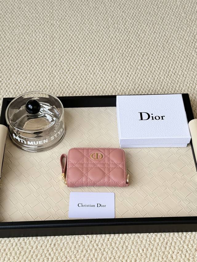 Dior New Caro zipper card holder I love it I originally wanted to buy a wallet b