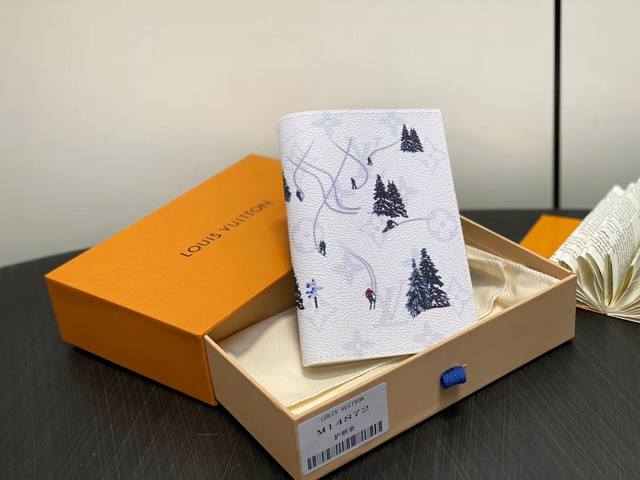 M14877 Orange Holiday Series Passport Holder New Passport Holder of the Season M