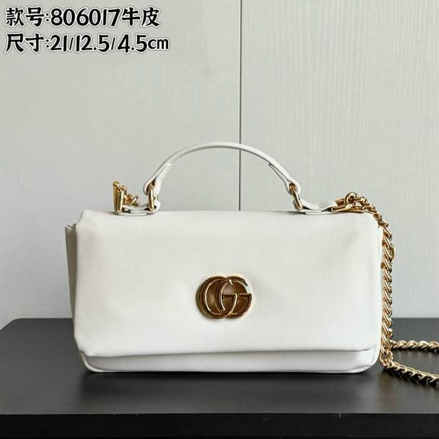 Real shot# Model number: 806017 Full cowhide Size: 21X height 12.5X side width 4