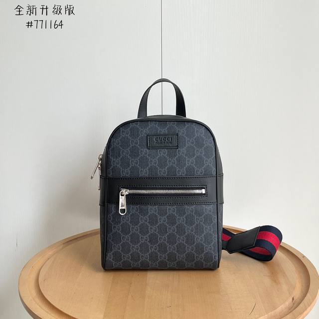 Real shot# Model number: 771164 Black Size: Width 20X Height 29X Side width 6 Gg
