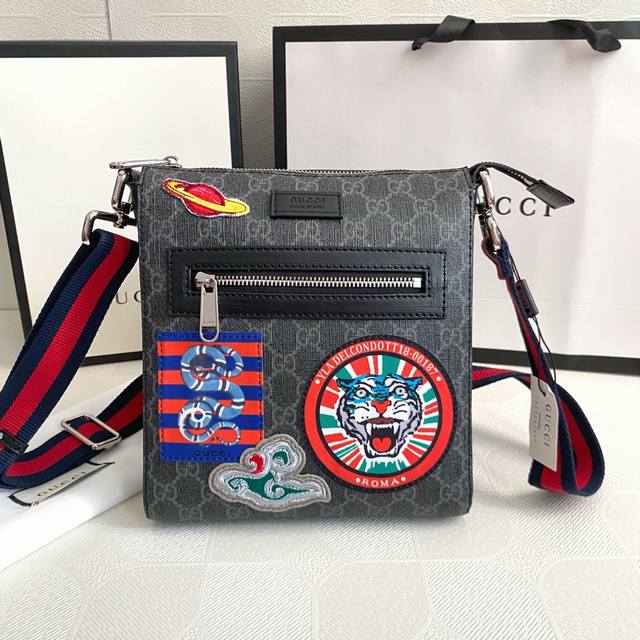 Real shot# Model number: 523599 Black embroidery Size: 21*23.5*4.5 cm Upgraded o