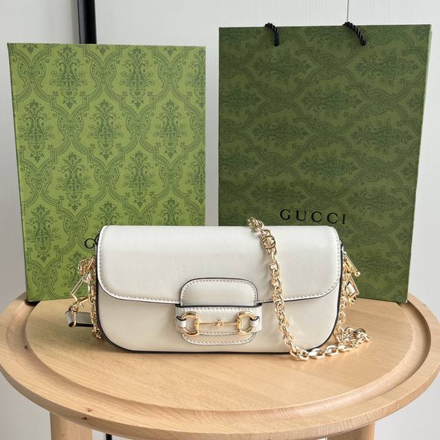 Real shot# Model number: 735178 White leather Size: 2413.57.5Cm Gucci Horsebit 1
