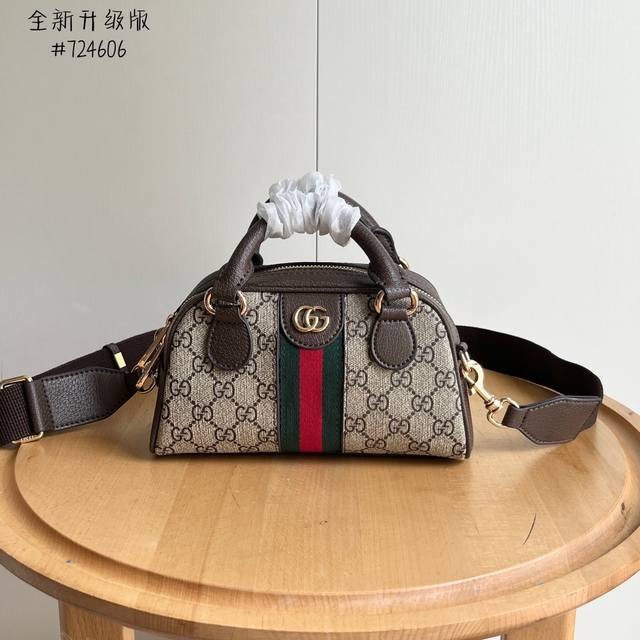 Real shot# Model number: 724606 Size: 21*12*10Cm Series Handbags Ophidia Boston