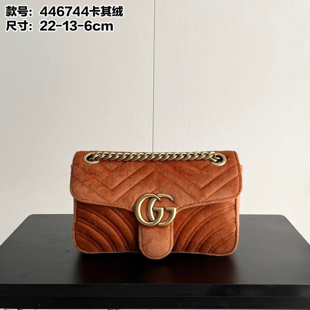 Upgraded version real shot# Small Style number: 446744 Velvet Size: 22-13-6Cm G