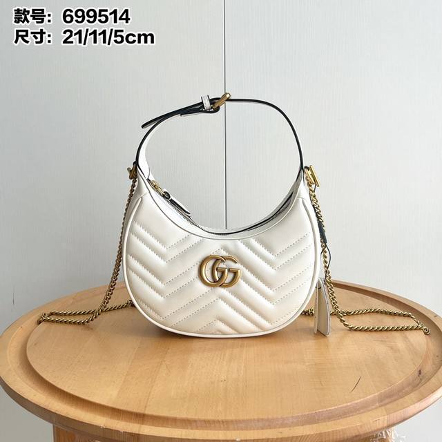 Real shot# Model: 699514 Size: 21X11X5Cm. New Marmont Mini Crescent Handbag Equi