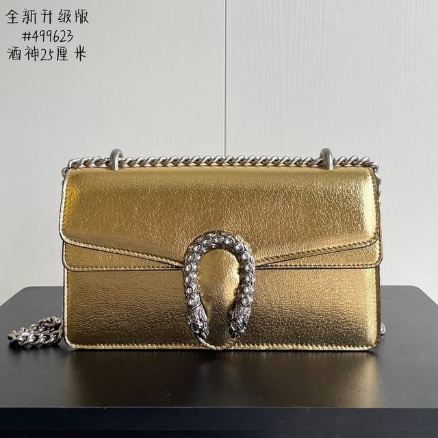 New upgraded version real shot# Model: 499623 Gold Size: 25X14X8Cm Diamond buckl