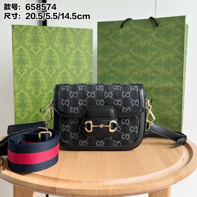 Upgraded version real shot# Double shoulder straps Model number: 658574 Black de