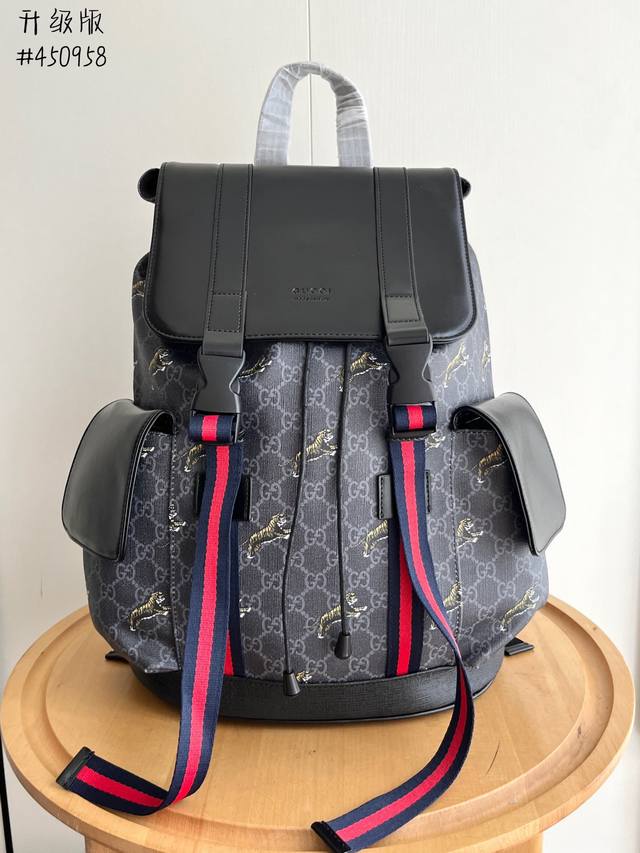 Real shot# Model number: 450958 Size: 34X 42X 16Cm Gg Supreme Backpack Recommend
