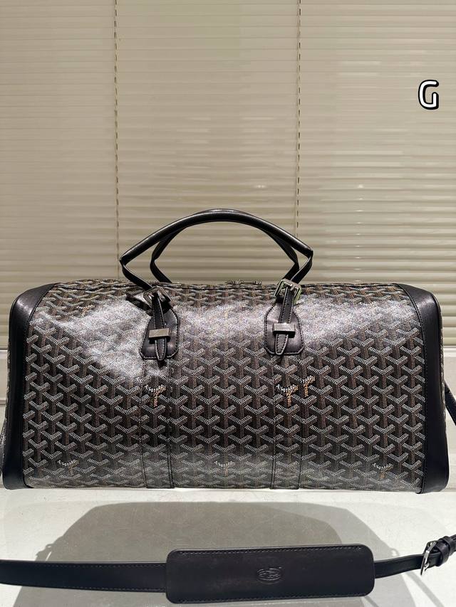 Gift boxSize: 50.23Cm Goyard travel bagAll are custom made from beginning to end