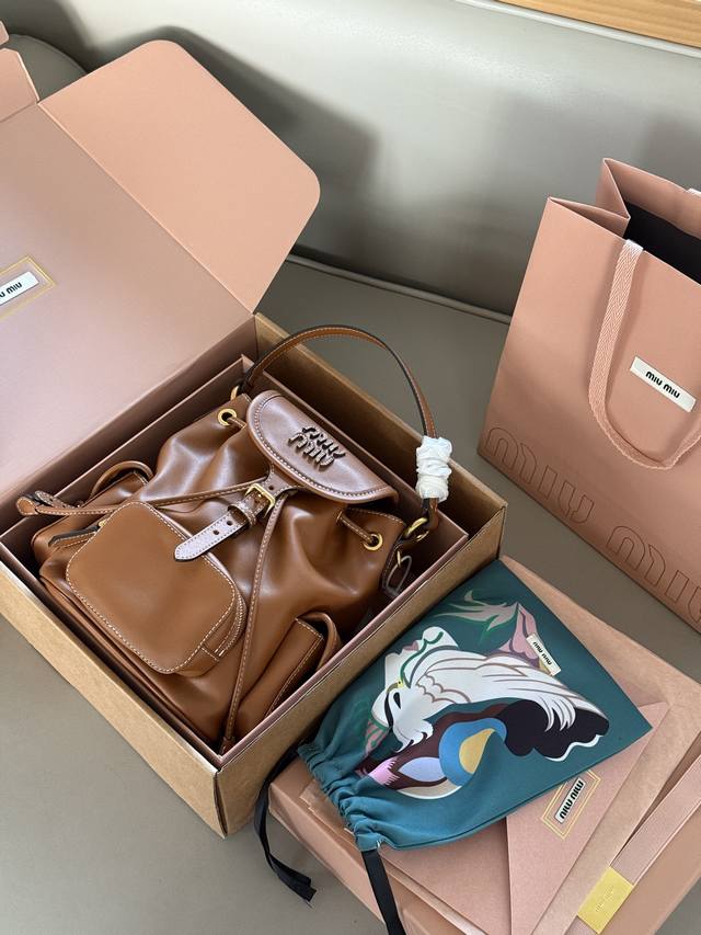 with full set of packaging Size: 18*20Cm Small Another season of special beauty