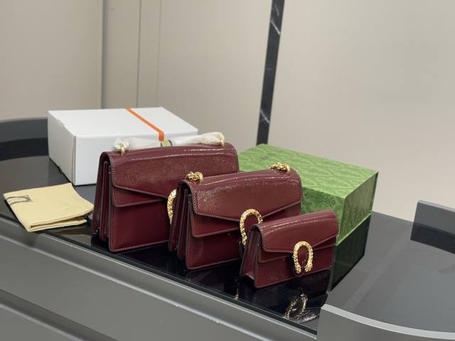 with folding box airplane box Size: 18Cm 25Cm 28Cm Upgraded version Gucci's lat