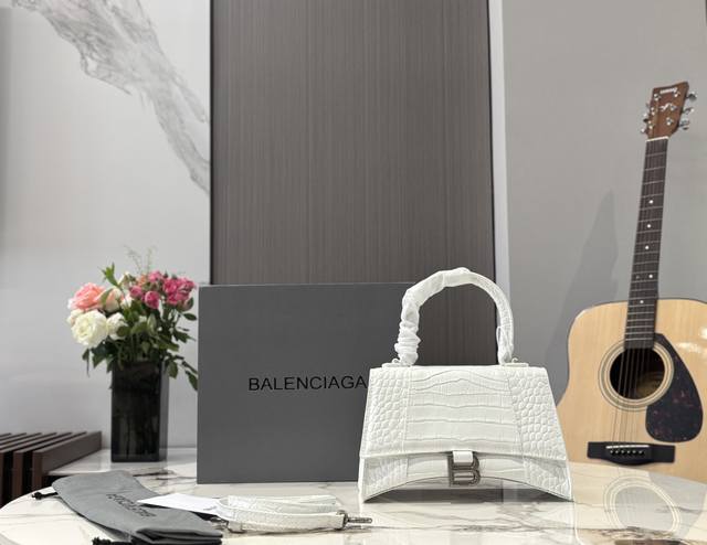 with folding box and airplane box Balenciaga hourglass bag upgraded version Fir