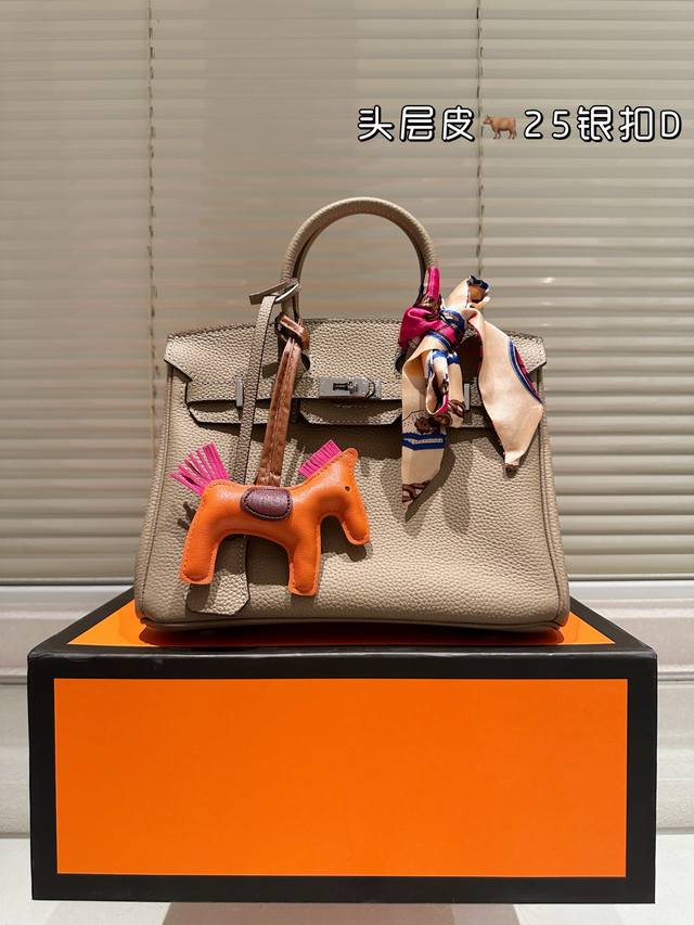 Top original order with box Original cowhide with perfect details Herm