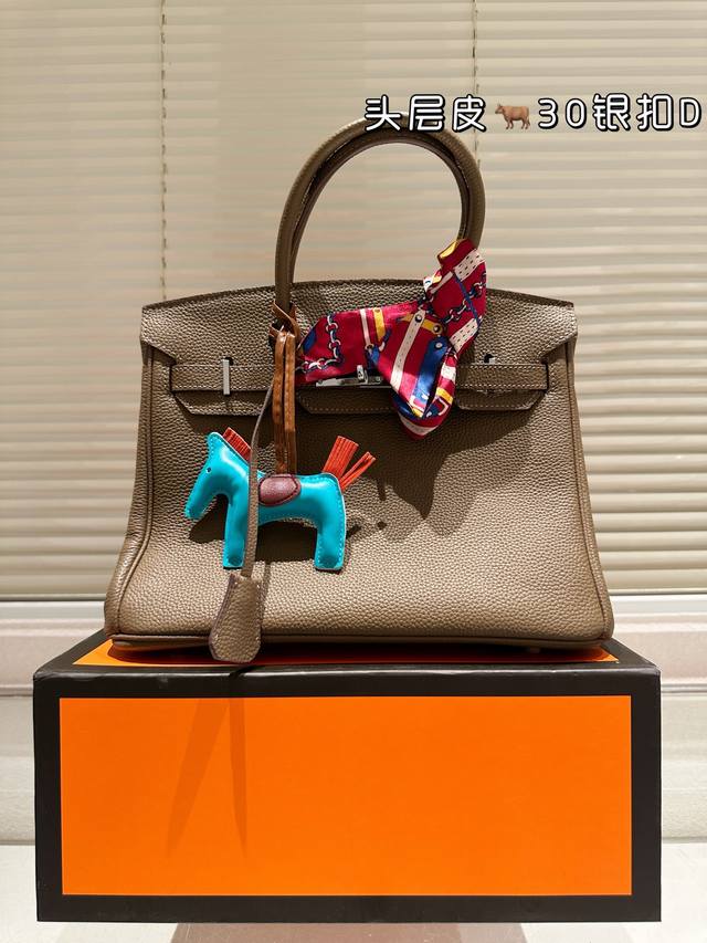 Top original order with box Original cowhide with perfect details Herm