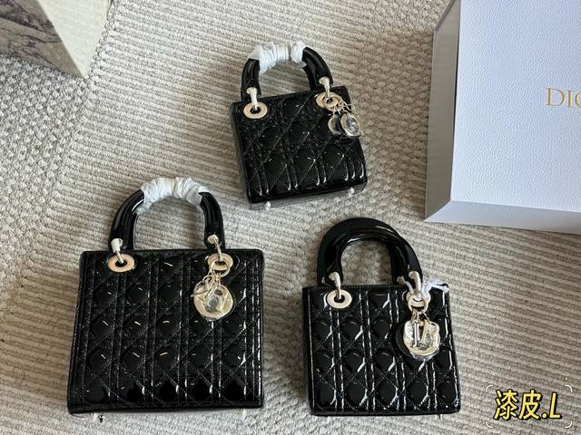 Upgraded version with box Size: 17Cm 3 compartments 21Cm 4 compartments 24Cm 5