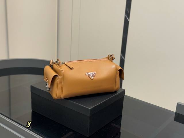 with box Size: 28.12Cm Prada Hobo second-hand underarm bag More casual and simp