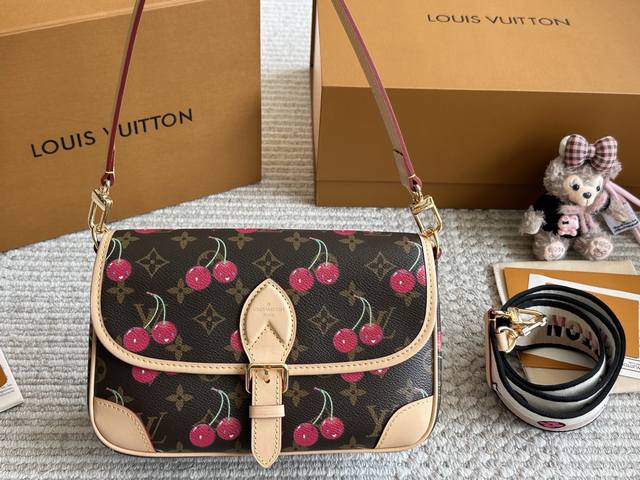 Replica version with box Size: 25*17Cm L's Diane baguette handbag The baguette b