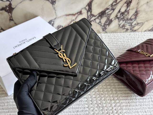 Patent leather with box Size: 24*17Cm Medium YSL Caviar Envelope Bag Lenvelope