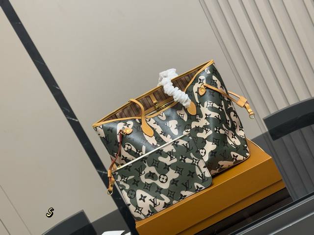 with box Size: 32 bottom * 28 height Cm Lv Neverfull medium shopping bag! Hardc