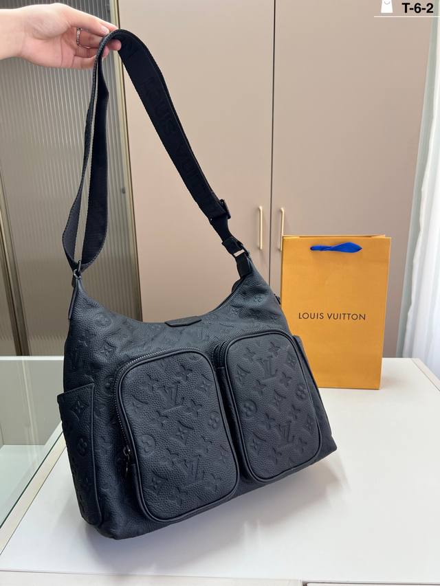 cowhide Lv Hobo Cargo Shadow series workwear hobo bag Lv popular messenger bag,
