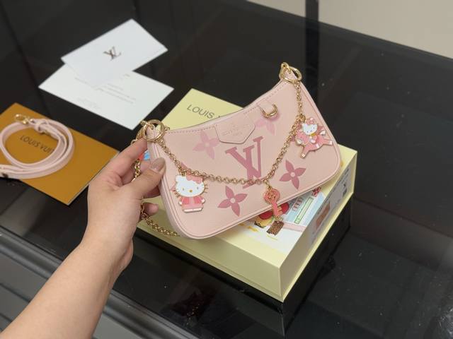 with pendant P30 with folding box Size: 20cm Lv mahjong bag! replica calfskin l