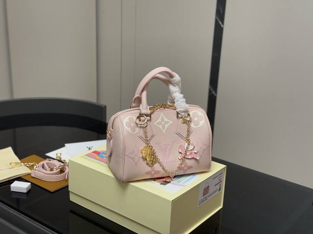 with pendant and P30 with folding box Size: 21.15Cm Lv Speedy20 New pillow bag