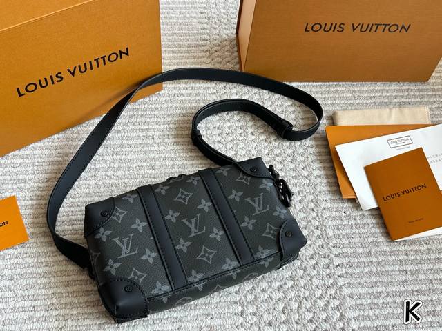 New Men's Bag Trunk Box Bag Soft box bag is super cool, can be carried by hand