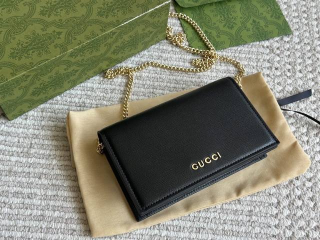 With box Size: 20*14Cm Gg Cowhide mini chain bag With chain Another little cutie