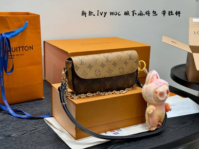 With gift boxWith pull cloth pendantSize: 22*12Cm Lv New hit yellow flower color