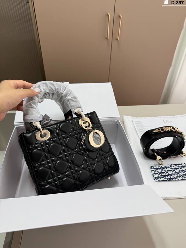 Dior Princess Dior bag Cute and small Elegant and exquisite fairy must-have D-39