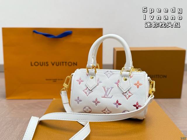 Lv Louis Vuitton Speedy Nano Mini Pillow Bag The new shoulder strap can be adjus