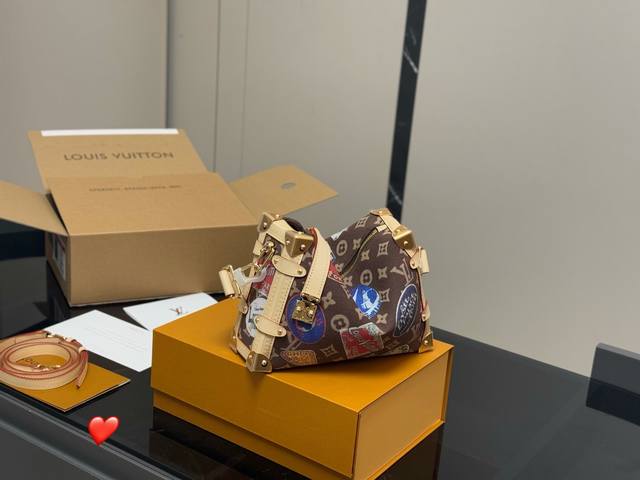 with box Size: 23*16Cm Super time and space hot style Lv 25 new style bag Gu Ail