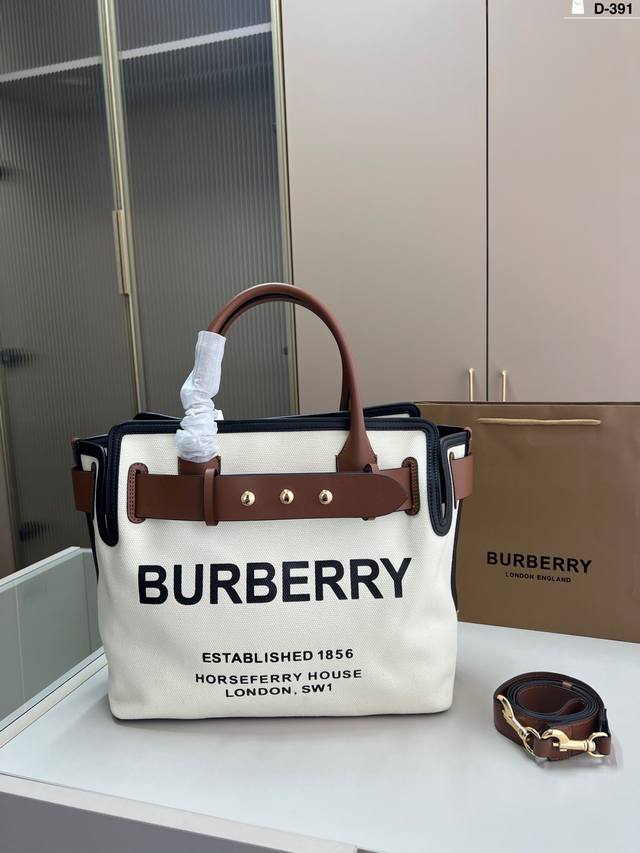 Burberry canvas tote shopping bag Burberry's latest hit, three rivet decoration