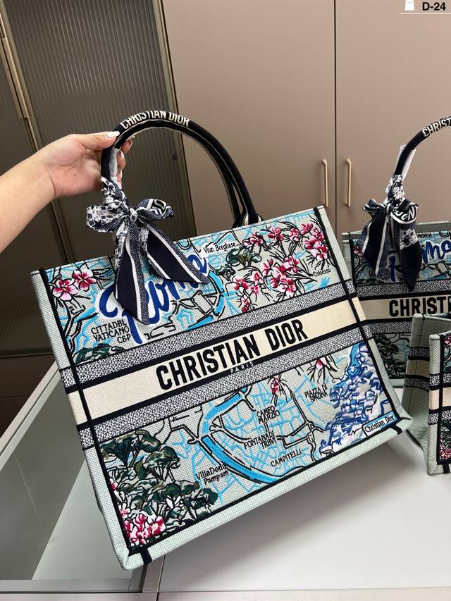 1920523FFF #36cm Dior Diortote Book has a large capacity and is very durable DDD