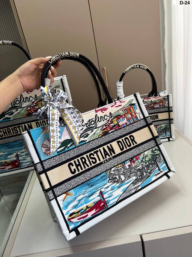 1920524FFF #36cm Dior Diortote Book has a large capacity and is very durable DDD