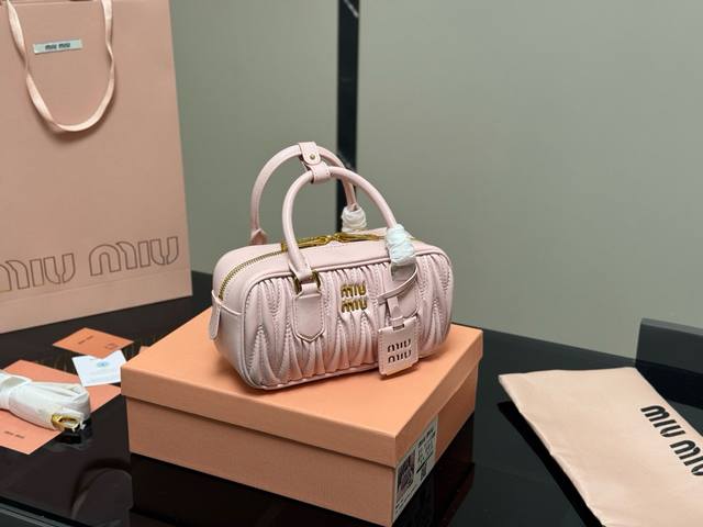 Upgraded version with box Size: 23*12Cm Miumiu bowling ball new size It's hard n