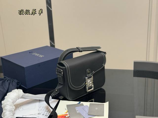 with folding box Size: 23.18Cm Dior Homme monogram messenger bag is really cool